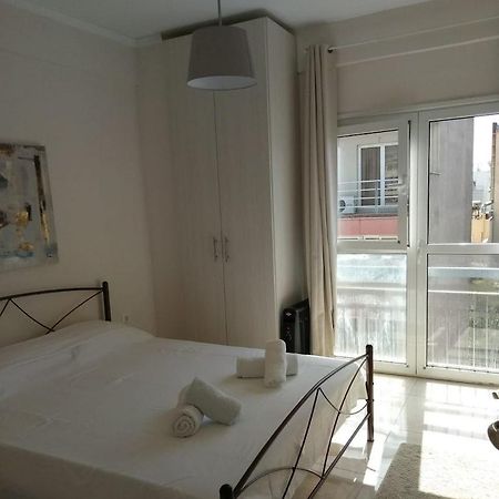 Cozy Apartment With Side View Of Acropolis Athen Eksteriør bilde